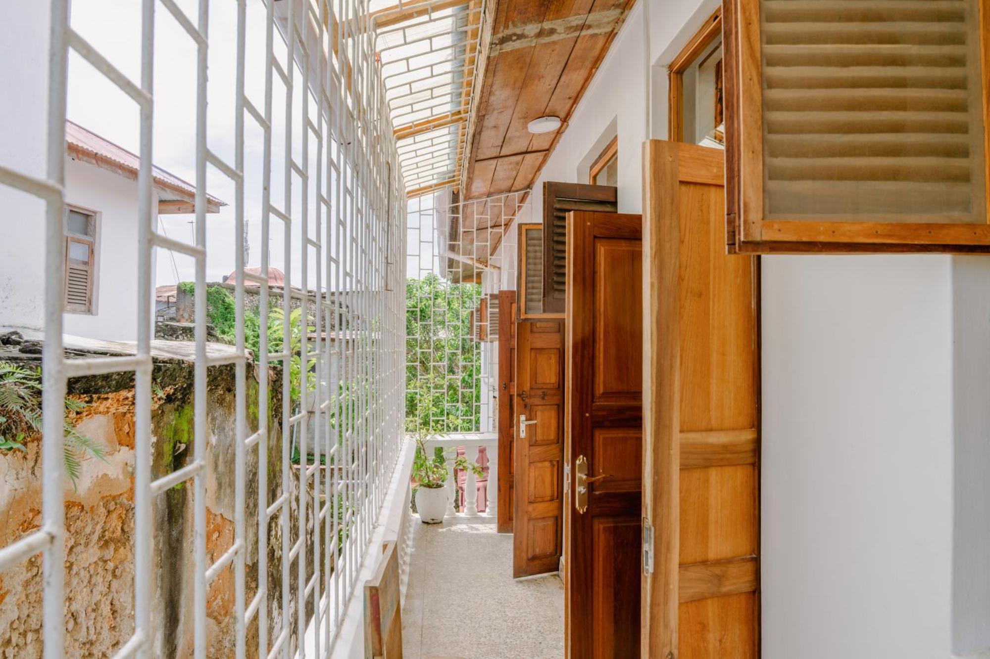Shoki Shoki Hotel Stone Town Zanzibár Kültér fotó