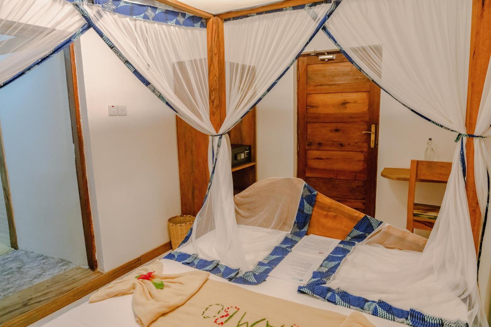 Shoki Shoki Hotel Stone Town Zanzibár Kültér fotó