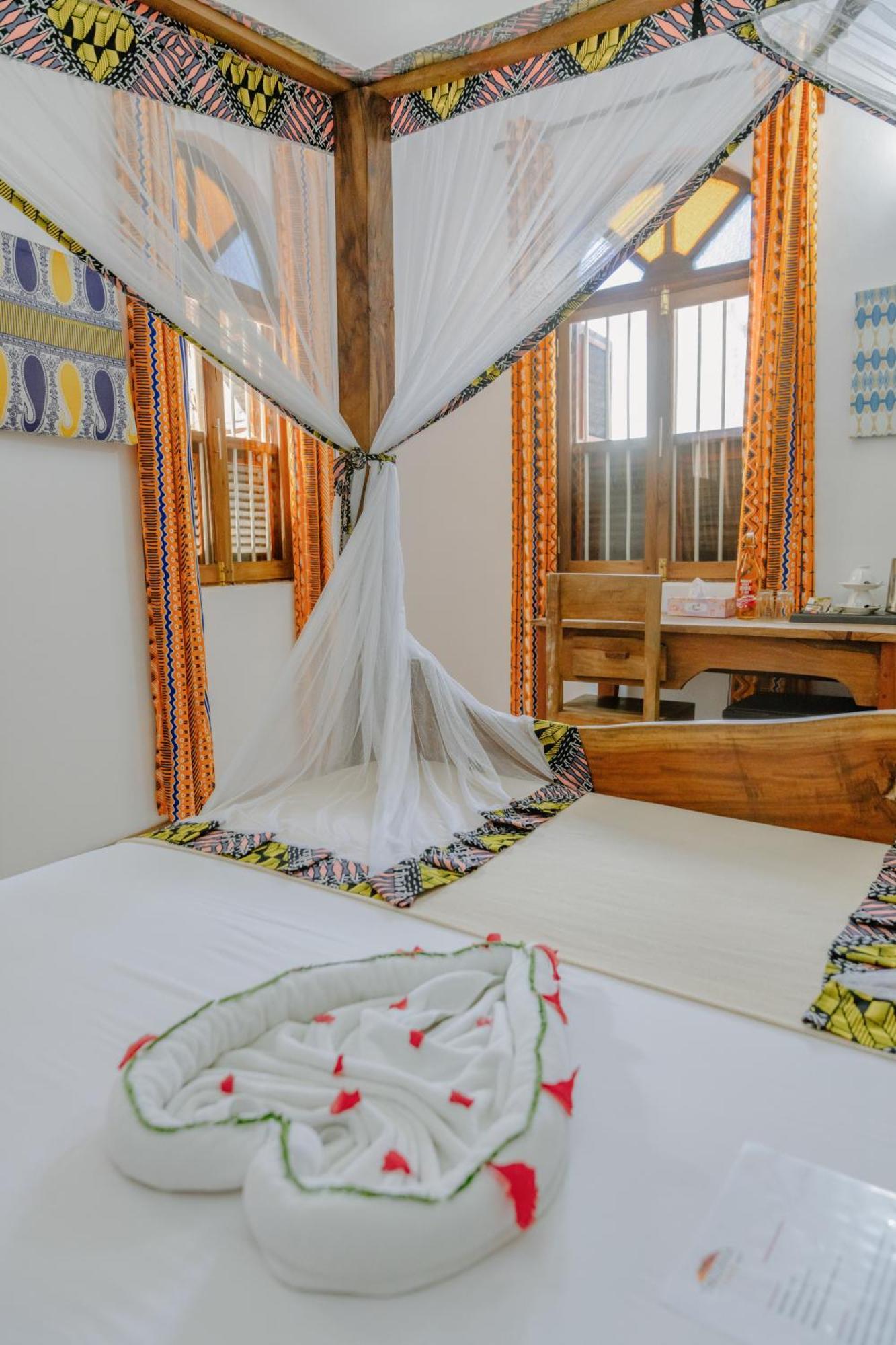 Shoki Shoki Hotel Stone Town Zanzibár Kültér fotó