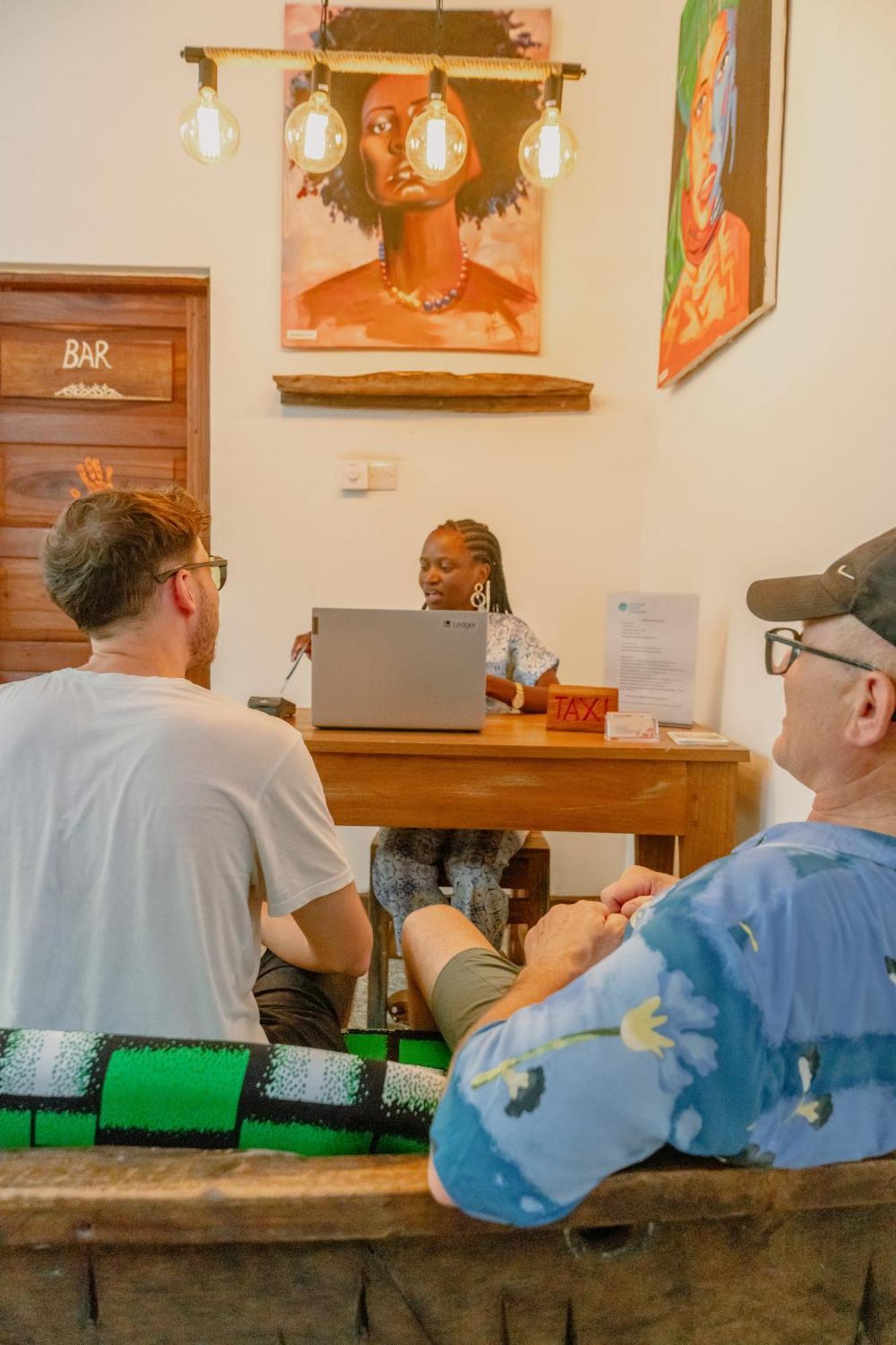 Shoki Shoki Hotel Stone Town Zanzibár Kültér fotó
