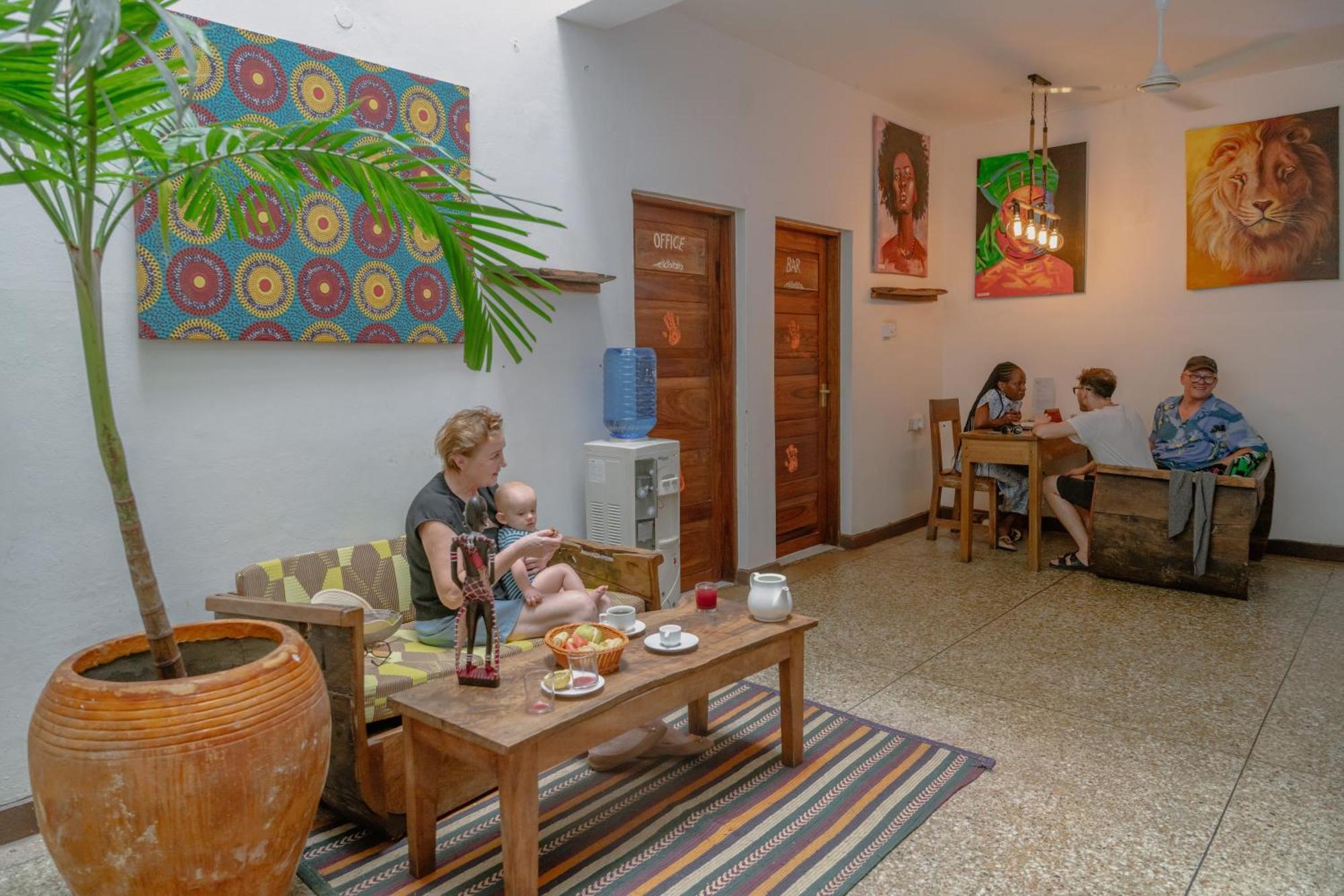 Shoki Shoki Hotel Stone Town Zanzibár Kültér fotó